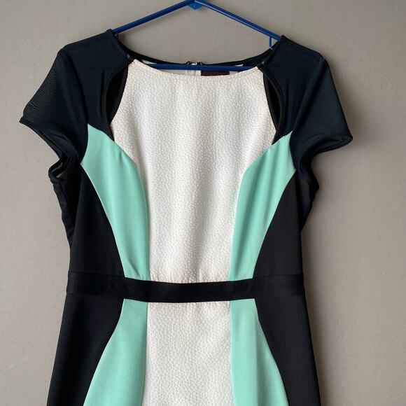 Mark. sz M sheer sleeve green white‎ block color sheath dress - Picture 8 of 8